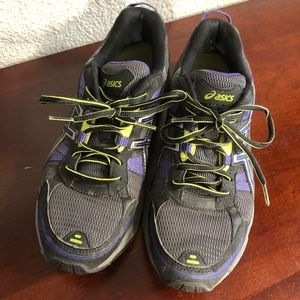 Aasics running shoes. Womens 10